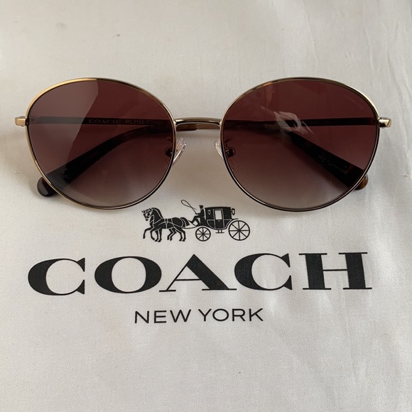 Coach Lia Round Sunglasses - Picture 14 of 14